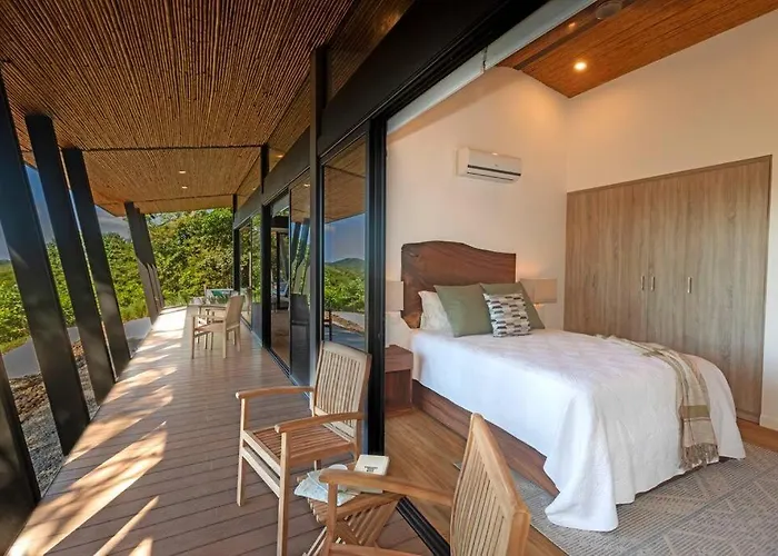 Casa La Reina, Private Jungle